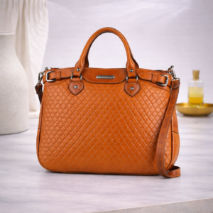 Mala em pele grande de mão com duas alças