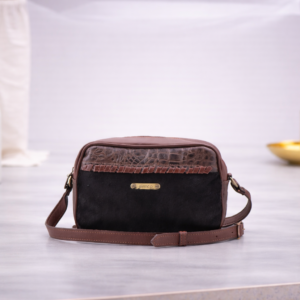 Mala em pele pequena a tiracolo em Bordeaux