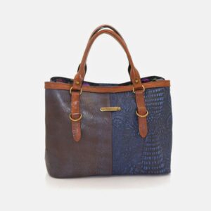 Mala em pele média de mão azul